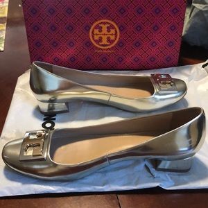 Tory Burch Gigi pump